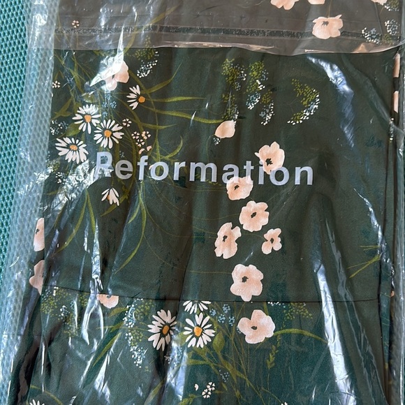 NEW Reformation Frankie Silk  Dress in Buena Green Floral | size 2 - Picture 11 of 14